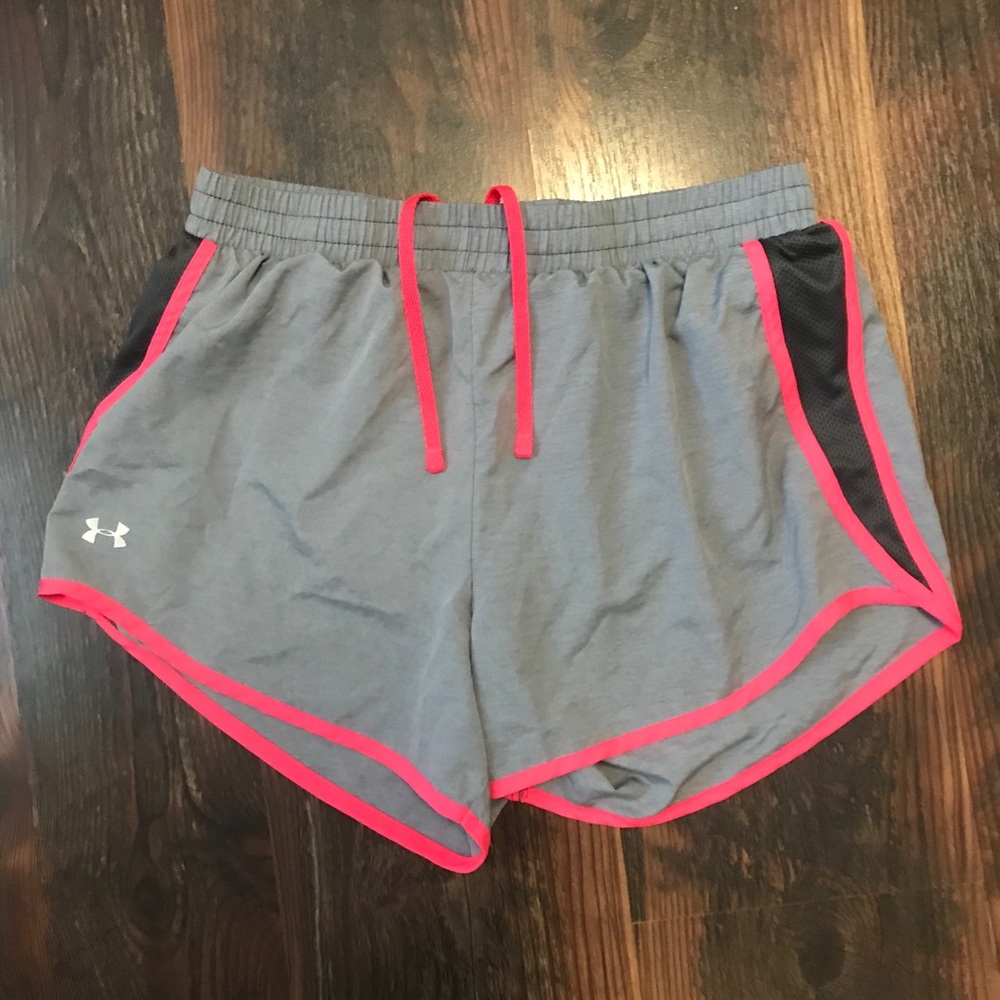 Under armour shorts size small